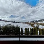 Apartament Misty Mountain Retreat *
