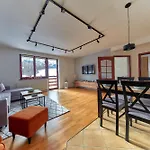 Misty Mountain Retreat Apartament *
